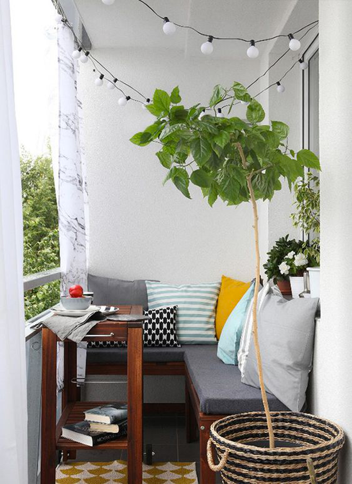 21 idee per arredare un piccolo balcone casa.it Come attrezzare un terrazzo