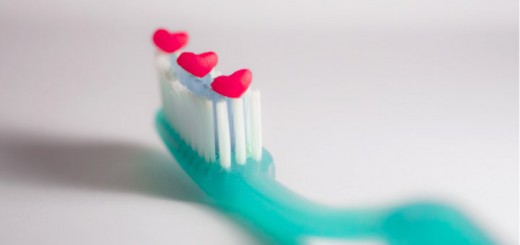 spazzolino da denti per le pulizie di casa