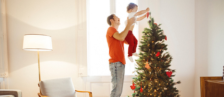 come appendere le luci di Natale