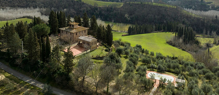 Villa in pietra toscana nelle colline del Chianti Classico